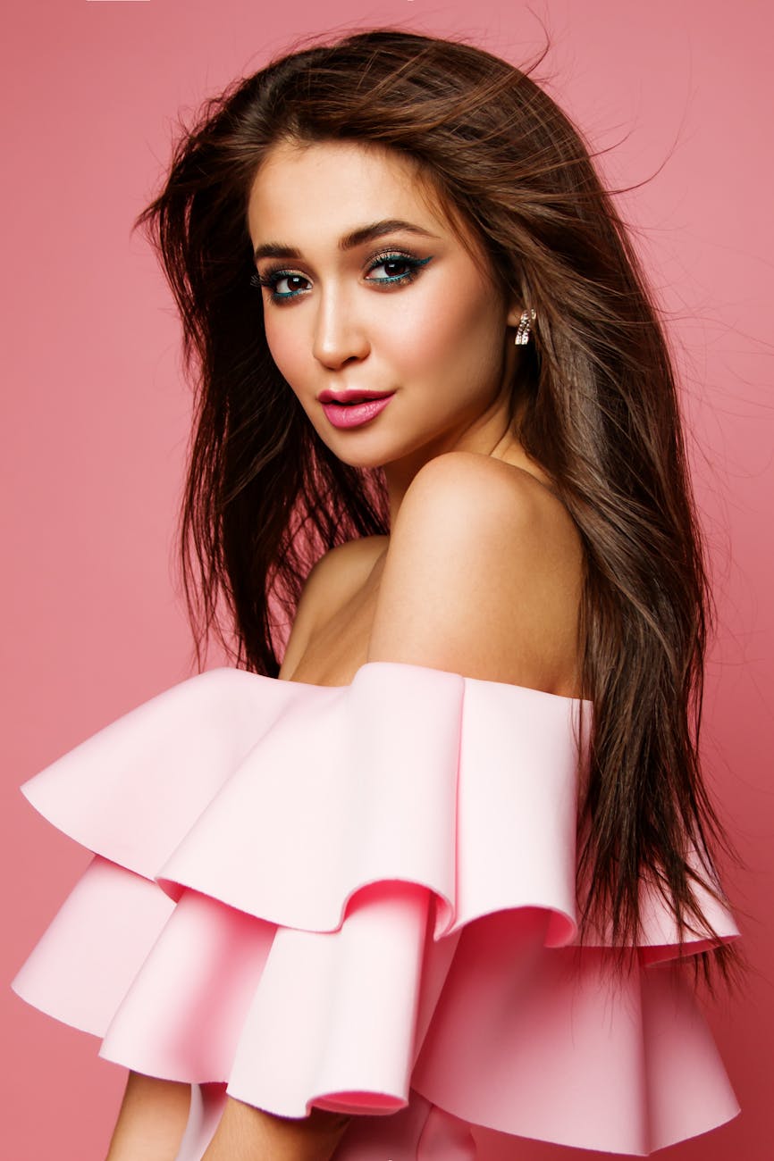 How to Create a Simple and Elegant Everyday Makeup Look: Step-by-Step Guide to a Polished Yet Effortless Makeup Style