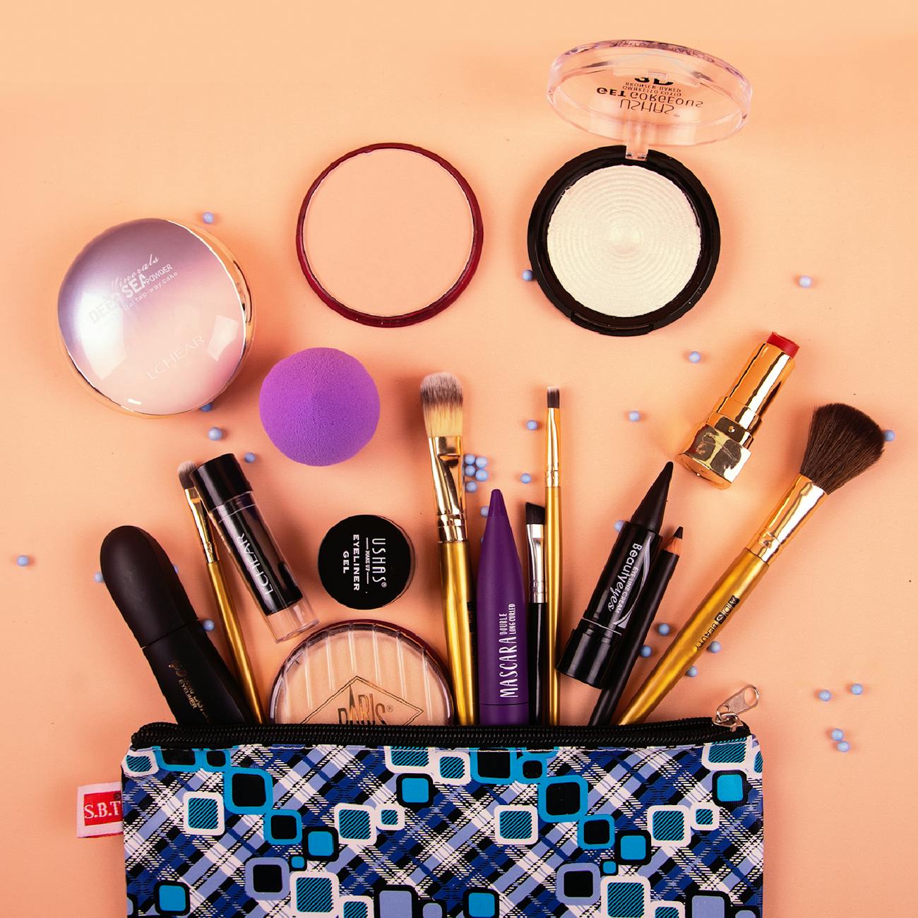 5-Minute Beauty Routines for Busy Moms: Quick Makeup Tips to Look Fresh and Polished in No Time